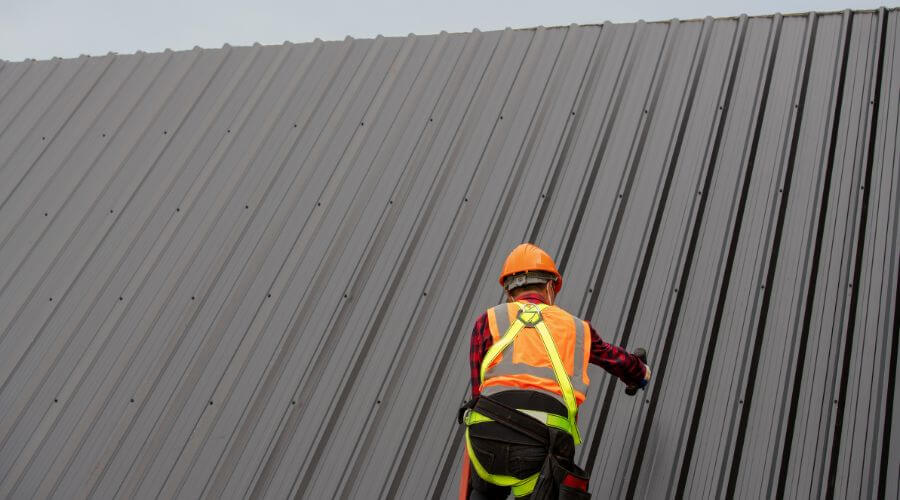 Professional gutter cleaning in Amagansett, NY